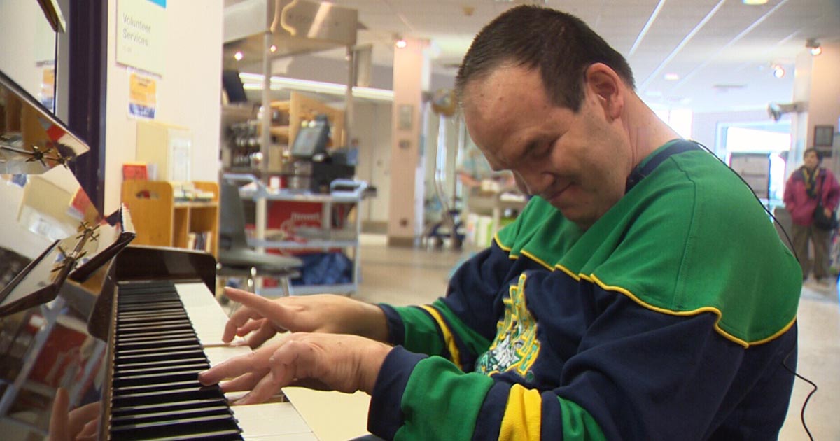 Justin-Whaling-piano