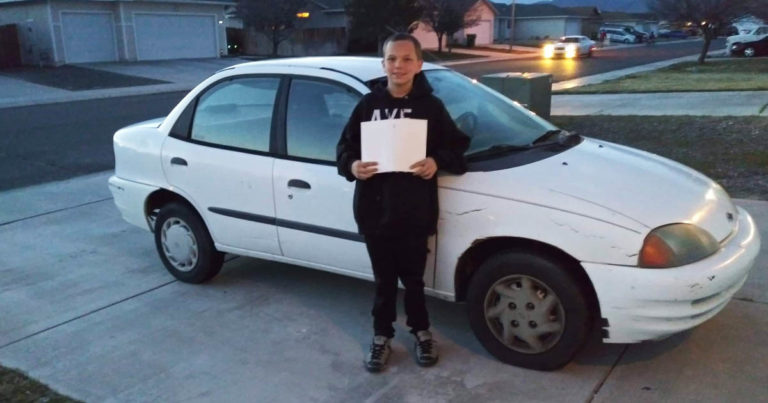 boy-buy-mom-car