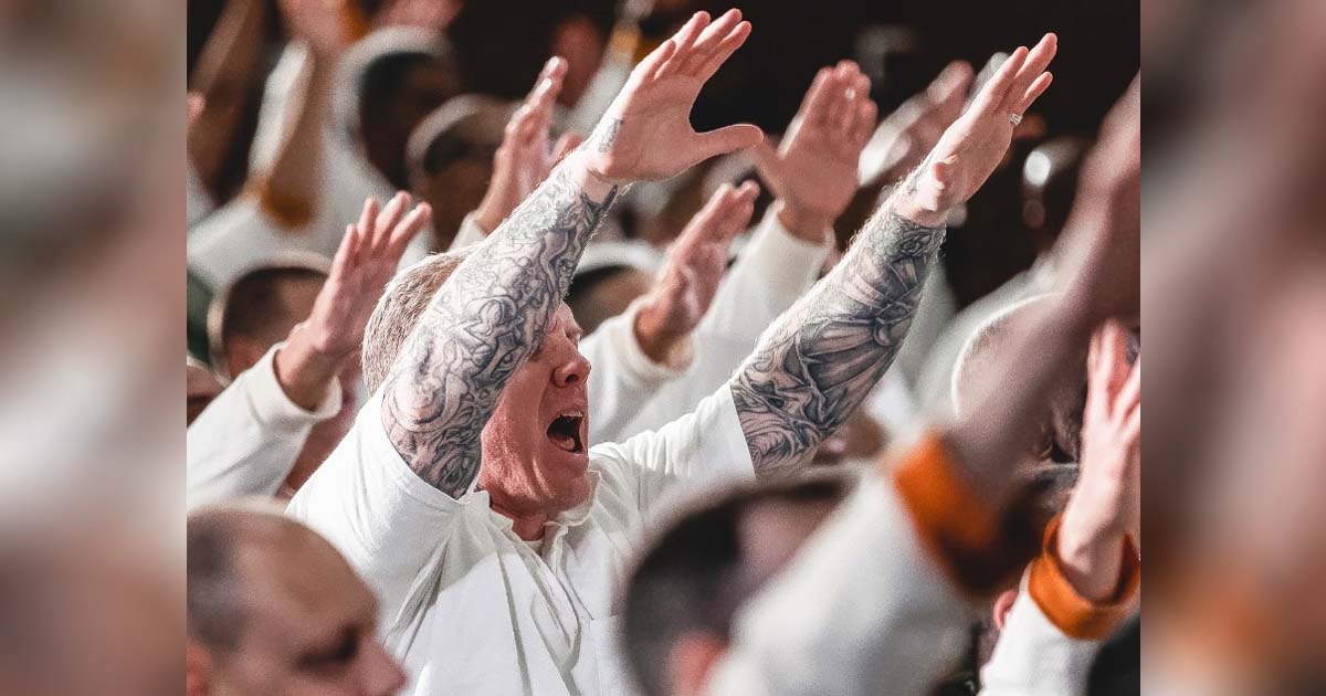 prisoners-baptism