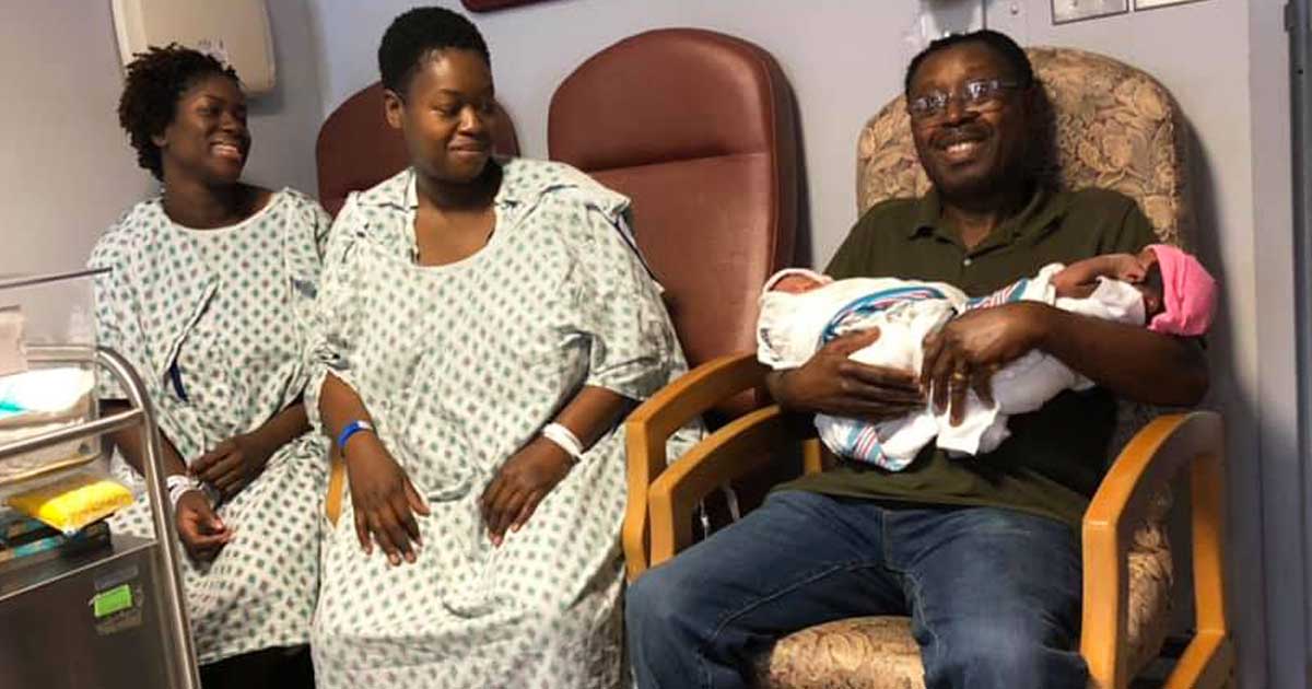sisters-give-birth-same-day