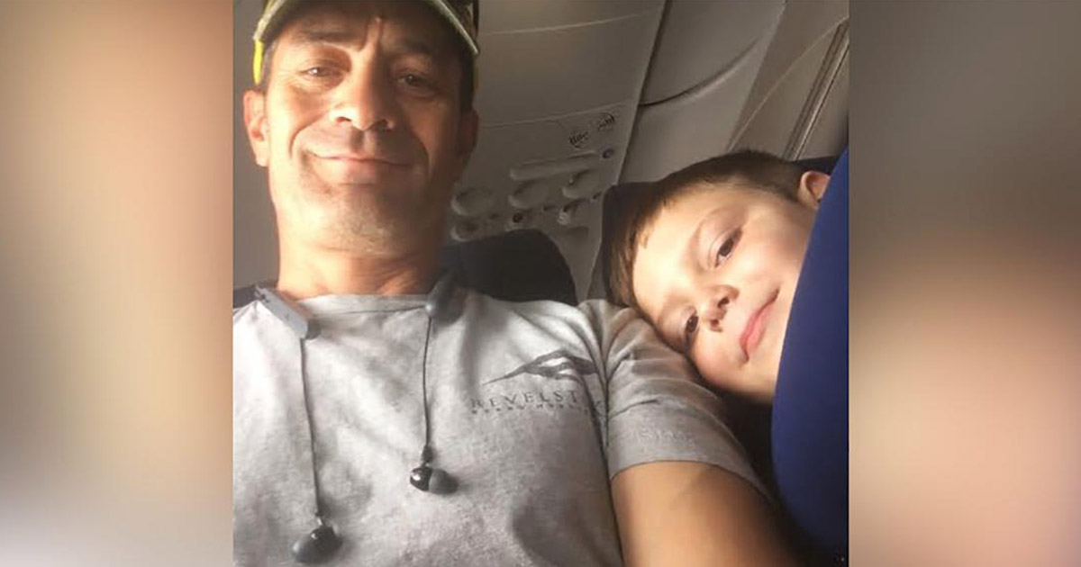 stranger-kindness-to-autistic-boy