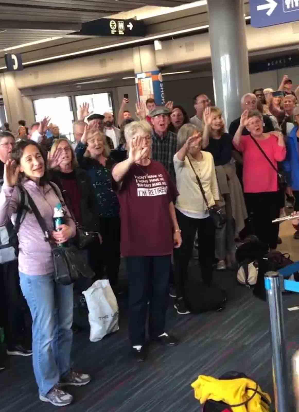American-airlines-pilot-sendoff-4
