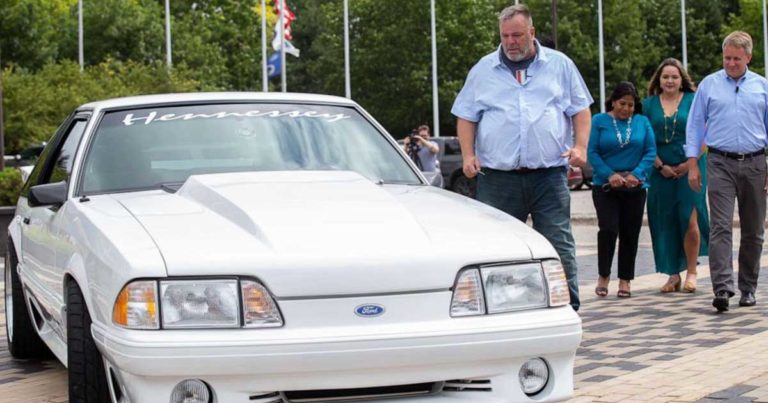 Ford-surprises-dad-mustang