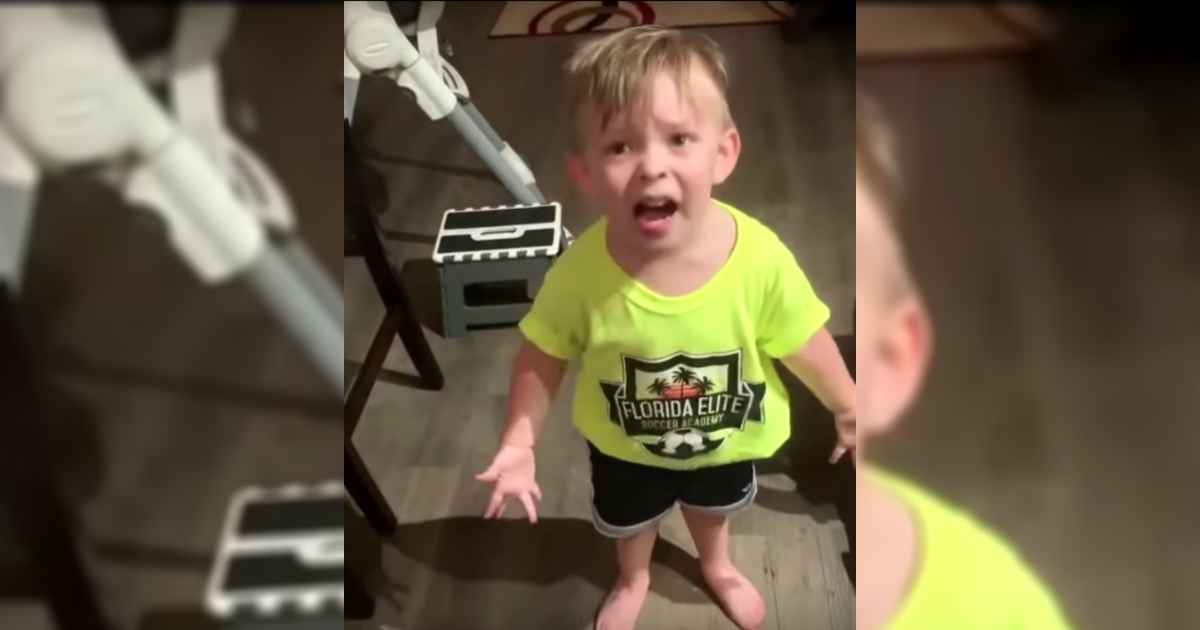 toddler-reacts-moms-goodbye
