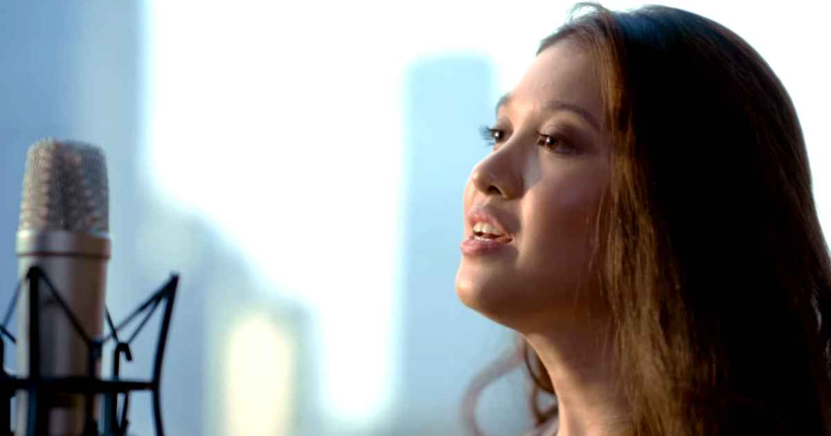 laetisia-sembiring-heart-of-worship