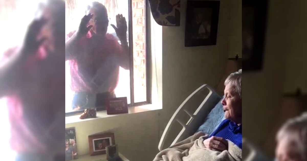 man-sings-amazing-grace-to-wife-with-alzheimer's
