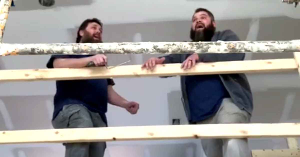 singing-contractors-it's-a-great-day-to-be-alive