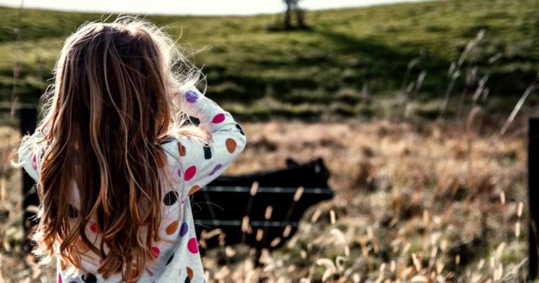 girl-coronavirus-vision