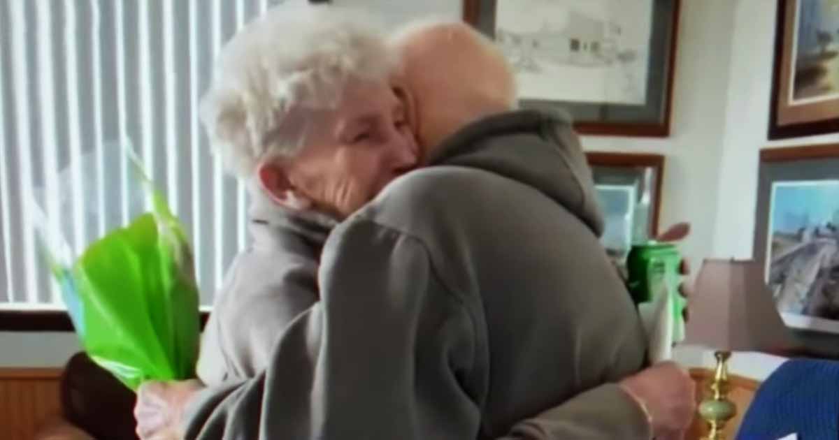 husband-surprises-wife-on-birthday-nursing-home
