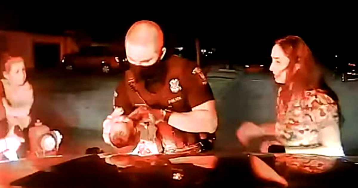 michigan-police-officer-save-choking-baby