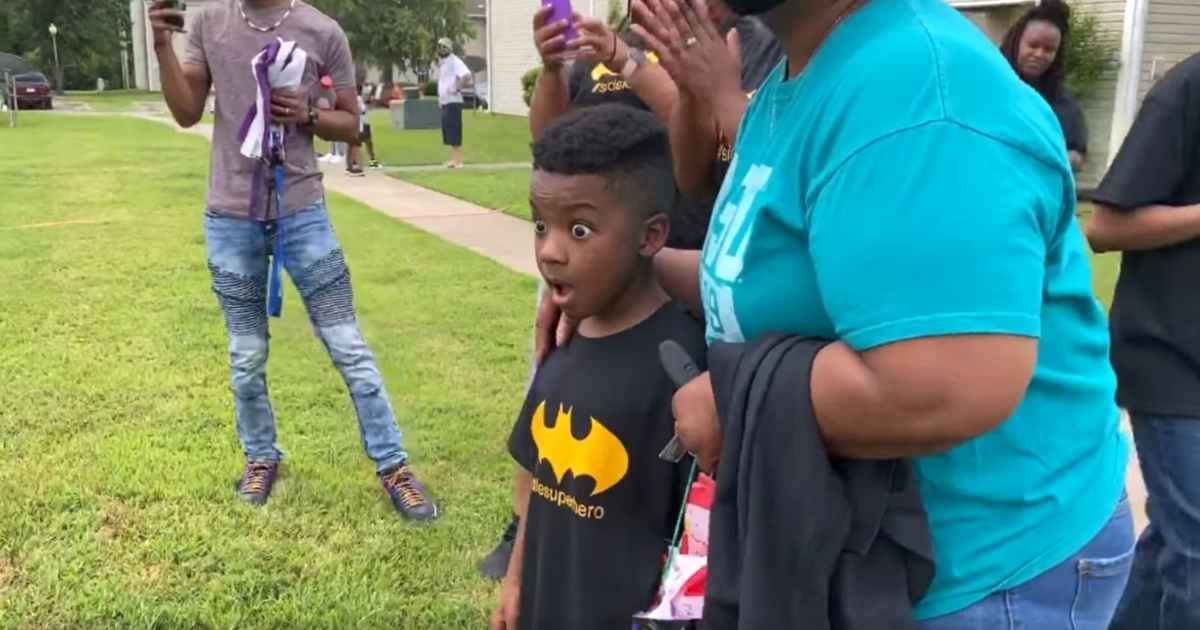 police-surprises-boy-with-stolen-bike