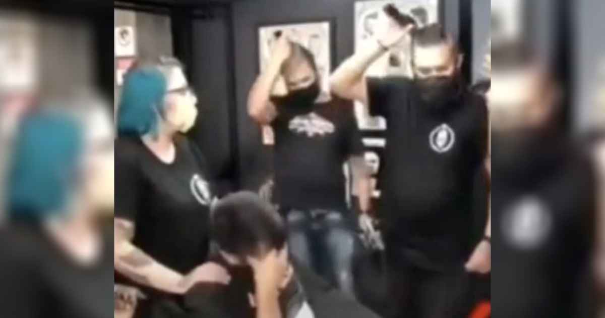 barbers-shave-head-for-cancer