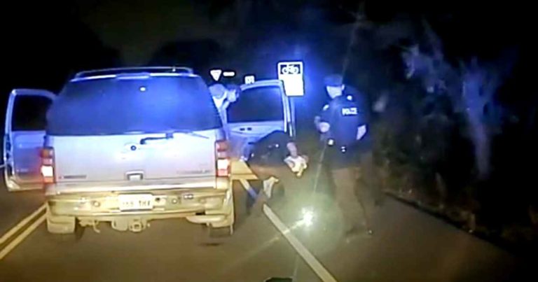 police-officer-saves-choking-toddler