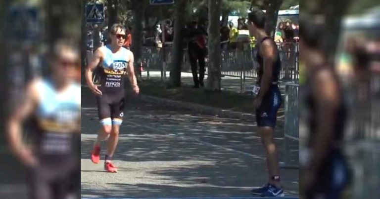 runner-sportsmanship-diego-mentrida