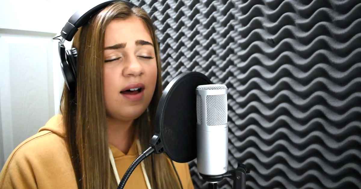 blessings-cover-audrey-kemlo