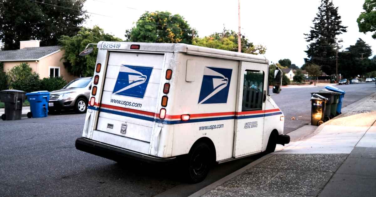 mailman-saves-elderly-fernando-garcia