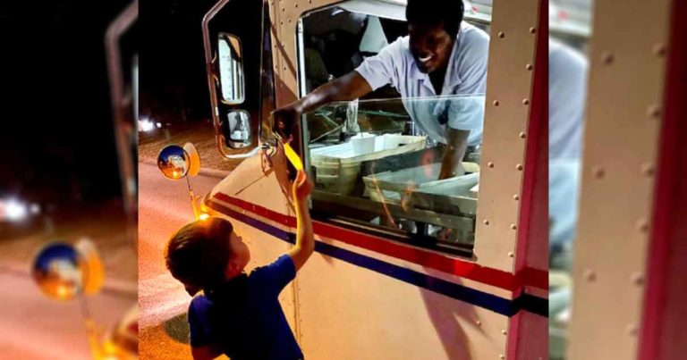 mail-carrier-surprises-birthday-boy