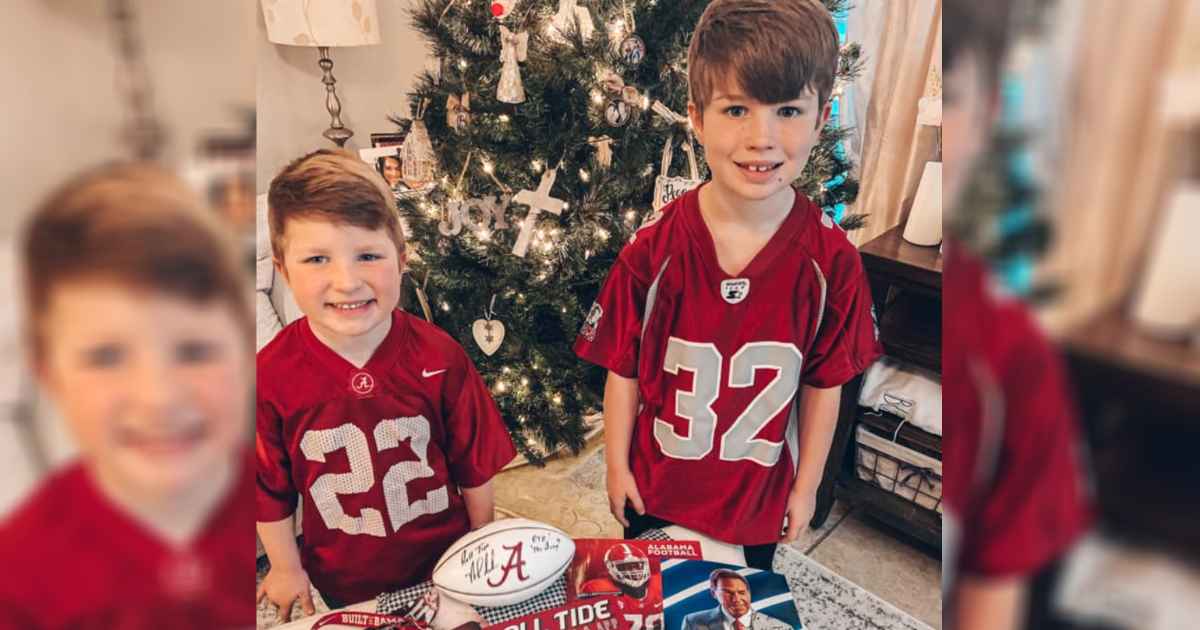 alabama-football-team-surprises-little-boy