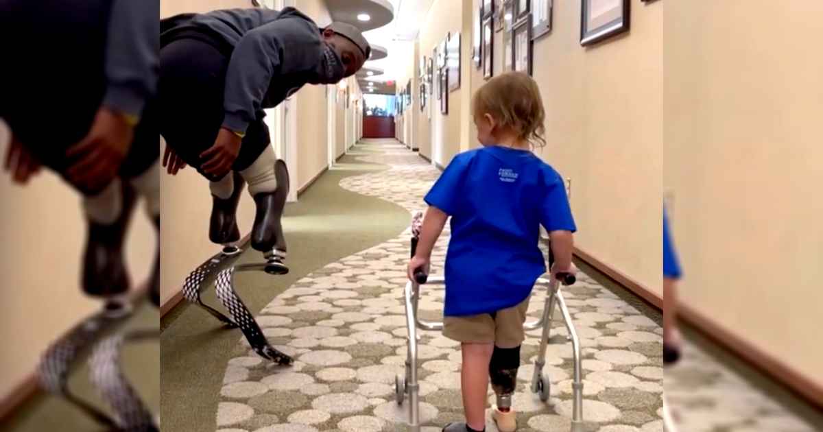 blake-leeper-walks-with-toddler