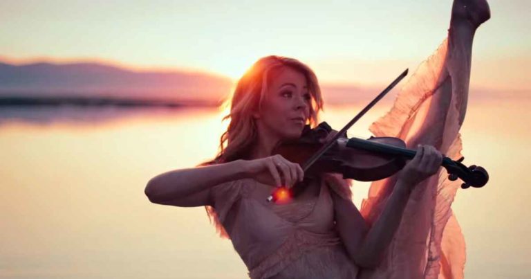 angels-we-have-heard-on-high-violin-cover-lindsey-stirling