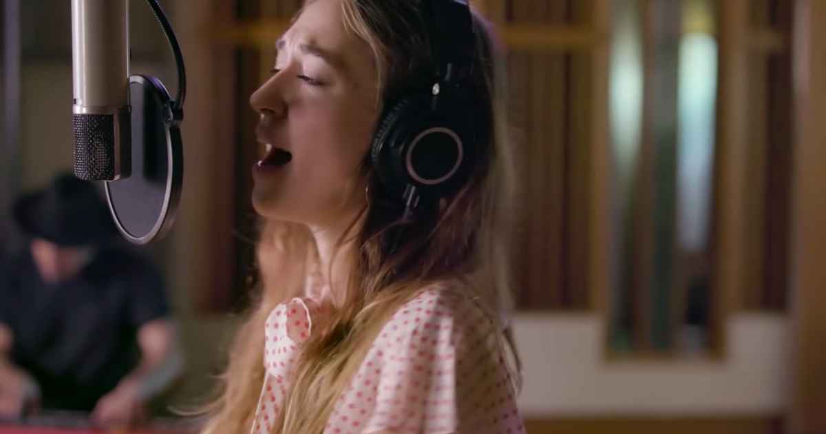look-up-child-cover-lauren-daigle