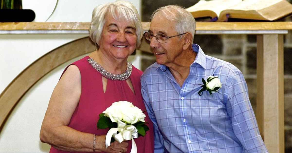 high-school-sweethearts-getting-married