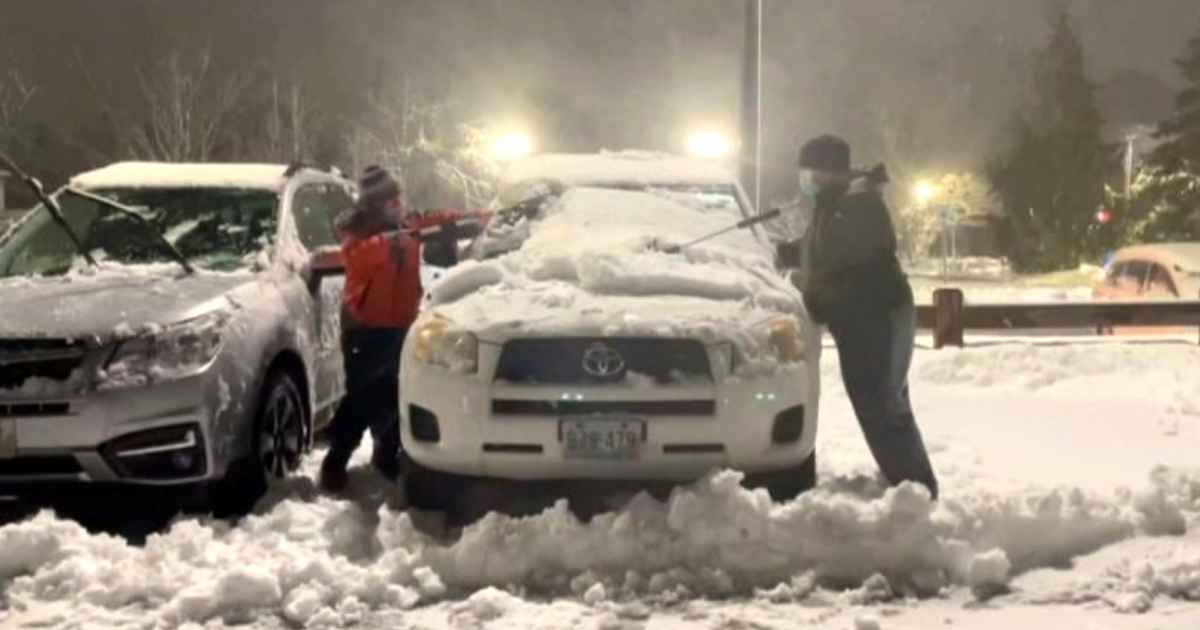 boy-shovel-snow