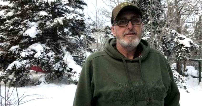 canadian-man-helps-stranded-american-family-gary-a.-bath