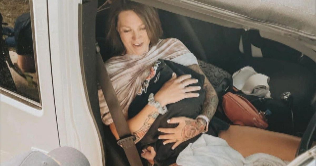 ups driver delivers baby