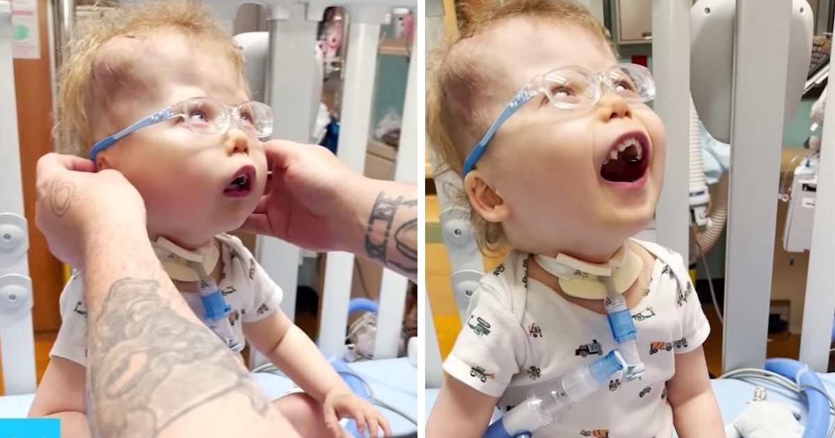 toddler sees parents
