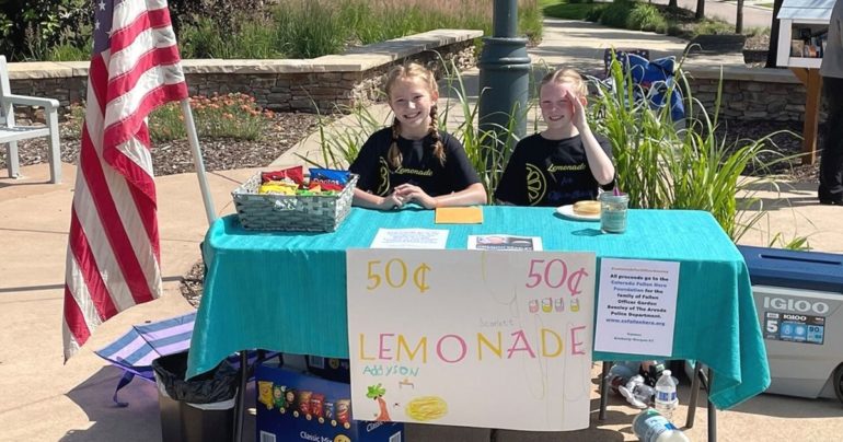 lemonade stand for fallen officer