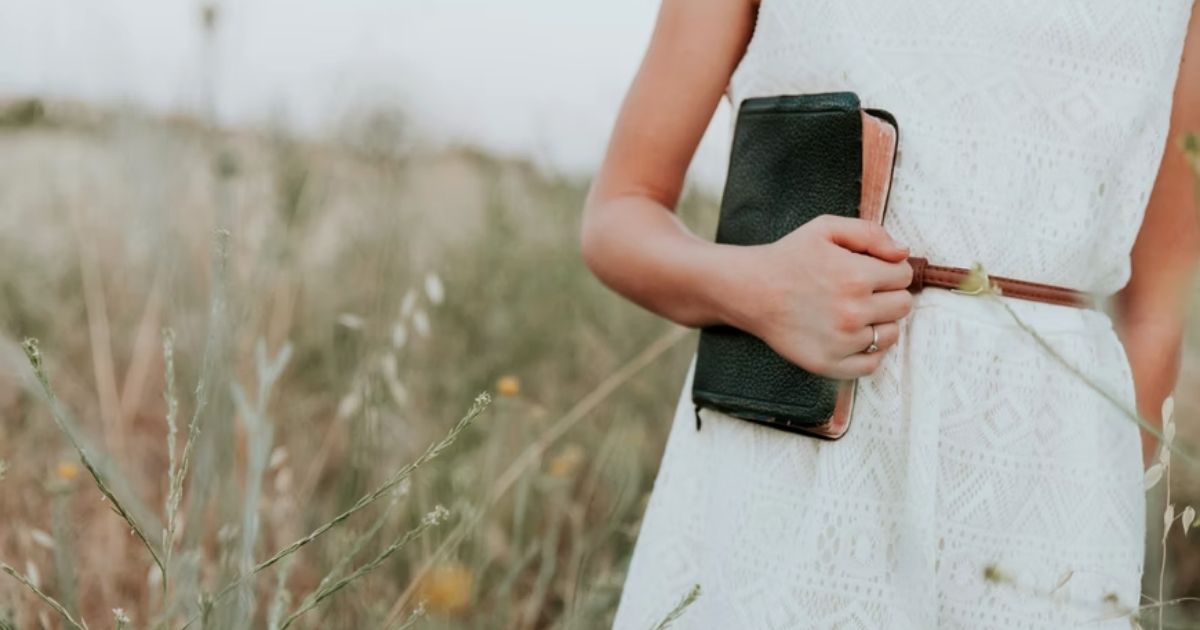 how to lead a godly life