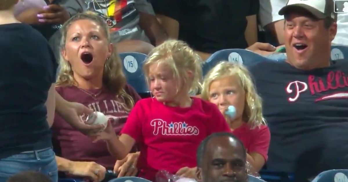 phillies foul ball catch boy