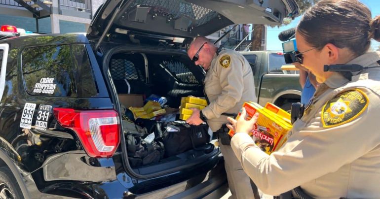 officer-gives-free-snacks-samuel-wittwer