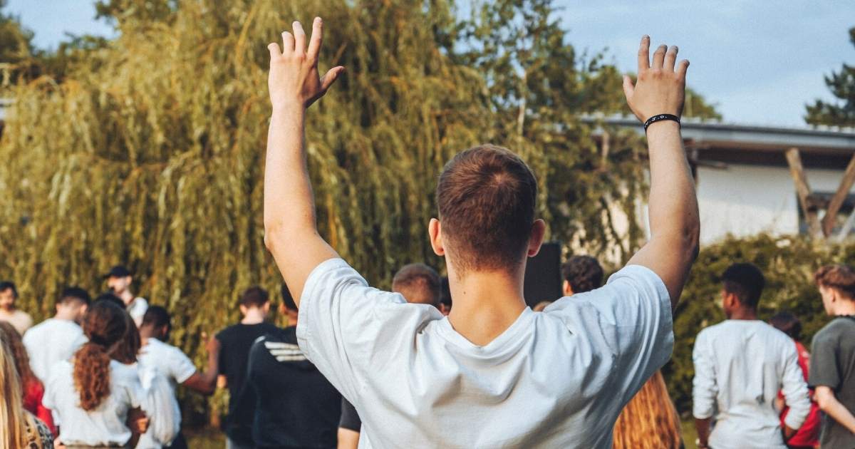 bible about praying in public