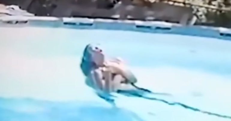 boy-saves-mom-having-seizure