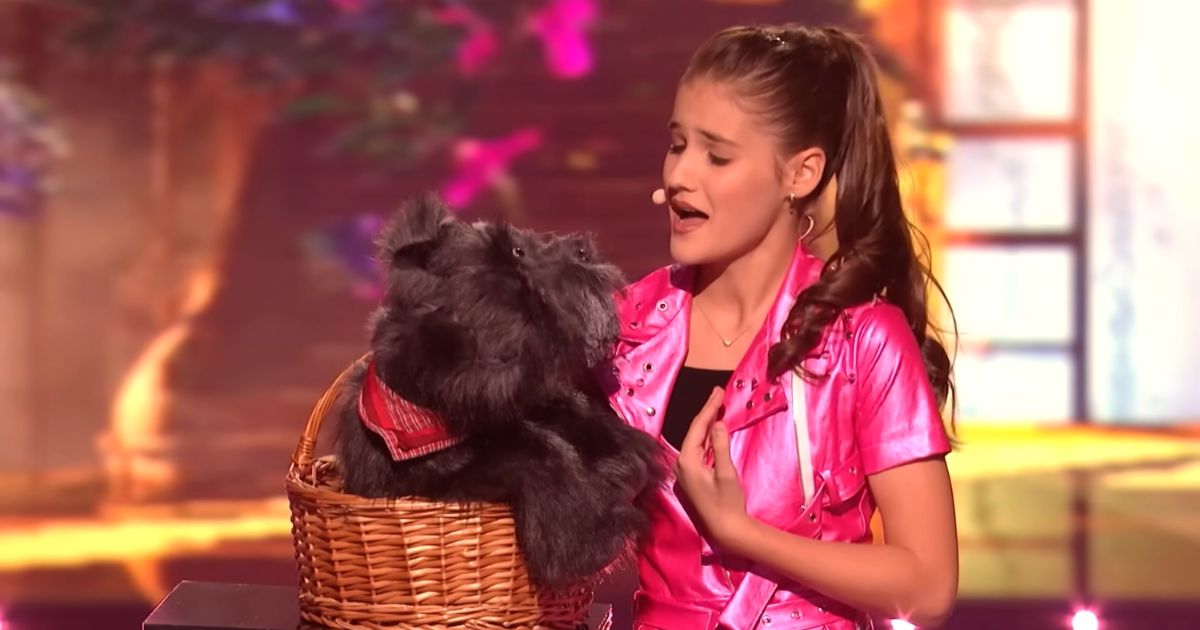 ventriloquist-singer-ana-maria-mărgean