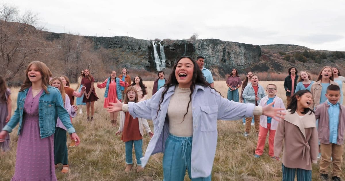 one voice children's choir live like you were dying
