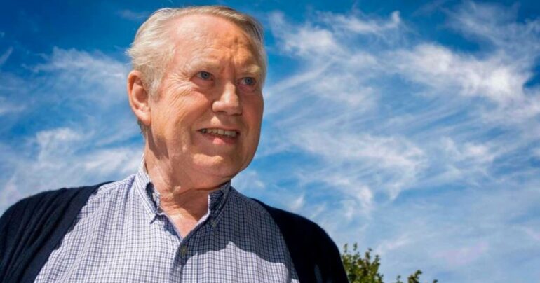 billionaire gives away fortune chuck feeney