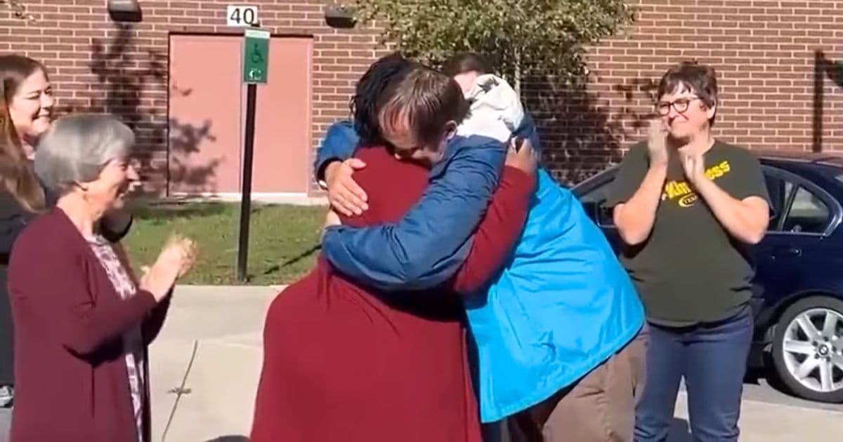 single mom gifted with car