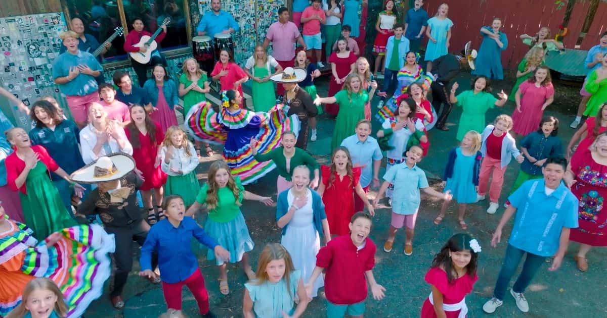 One Voice Children's Choir Feliz Navidad