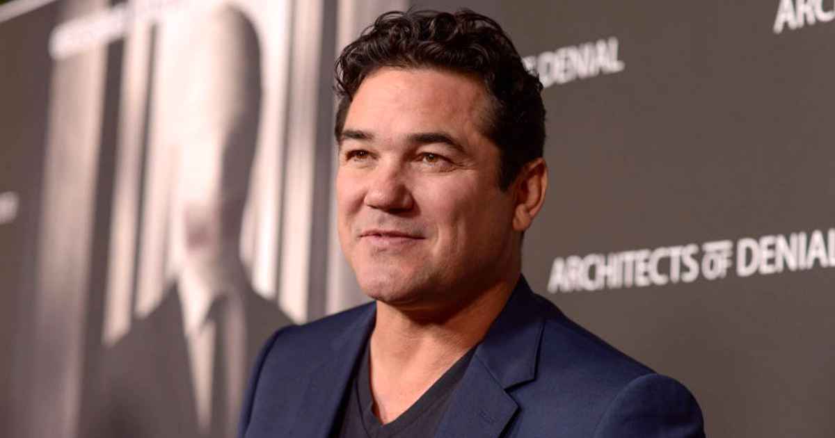 Dean Cain leaves California Hollywood