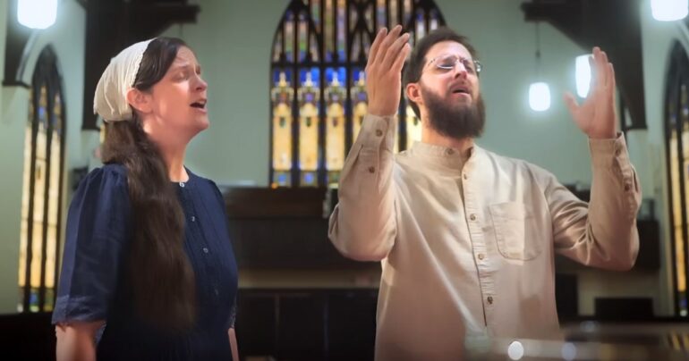 brethren we have met to worship sounds like reign
