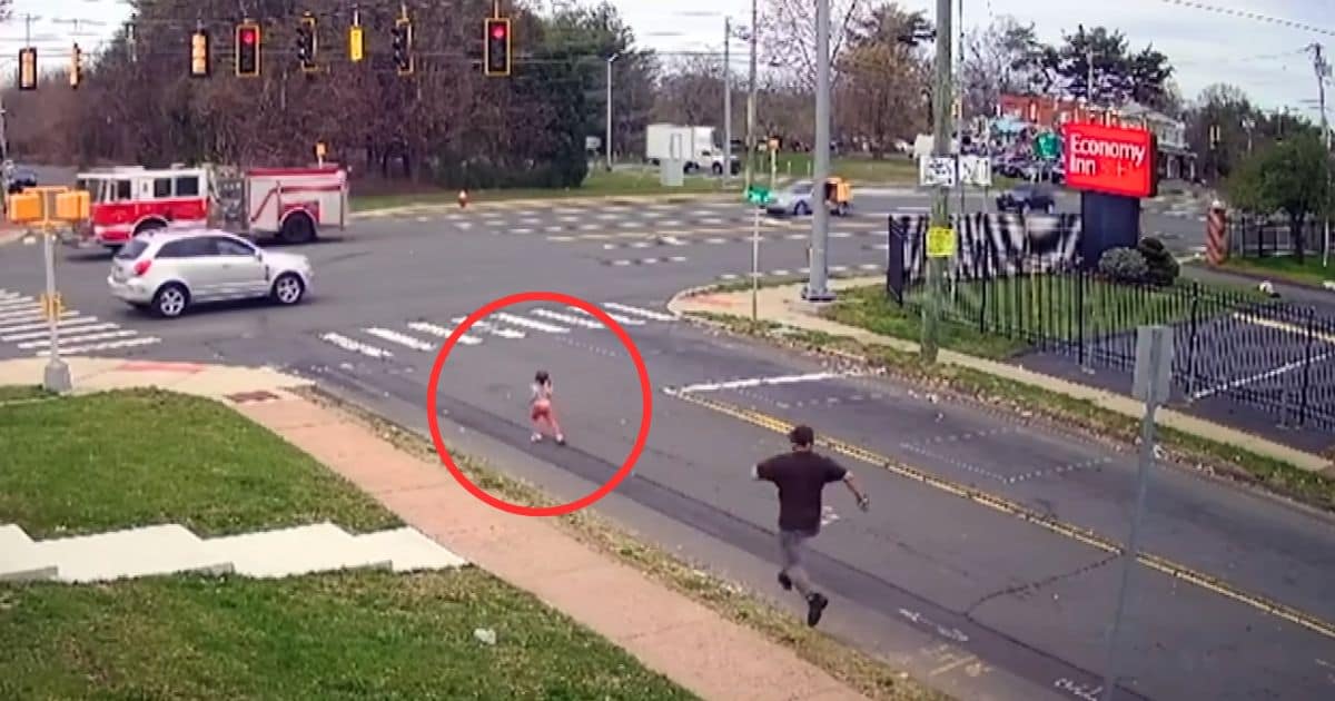 barbers save child from traffic