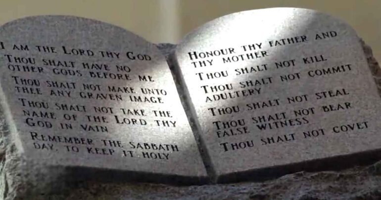 ten commandments school louisiana