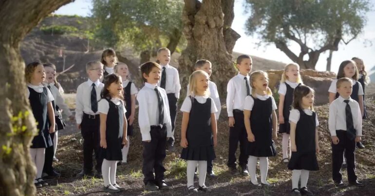 choir singing gethsemane
