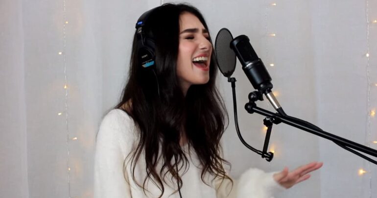 genavieve sings i can only imagine