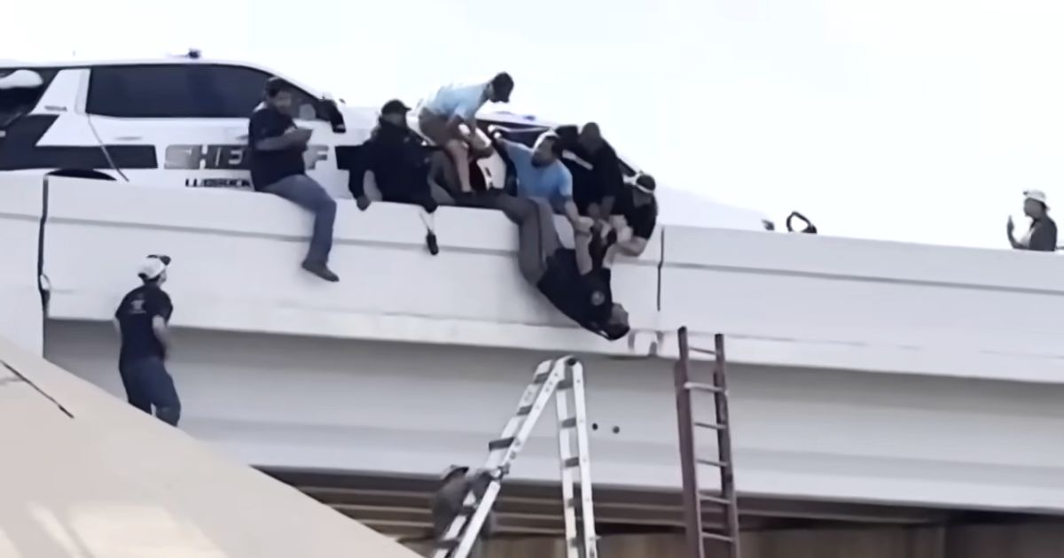good samaritans save officer