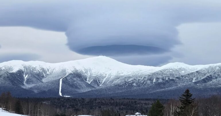ring shaped clouds mount washington