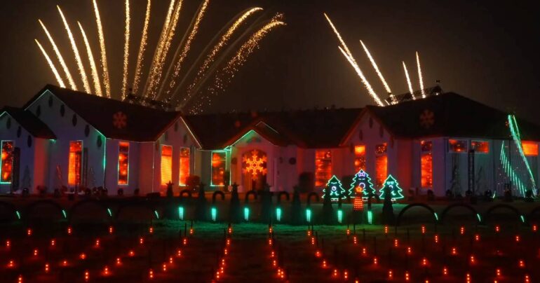 christmas lights display with music